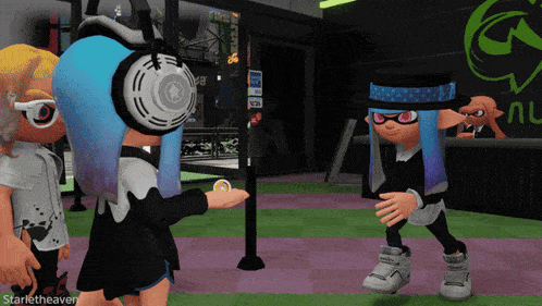 a video game character with the name starletheaven on the bottom left