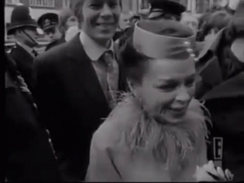 Judy Garland Close Up GIF - Judy Garland Close Up Smile GIFs