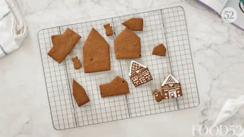 Decorate Gingerbread GIF - Decorate Gingerbread Cookies GIFs