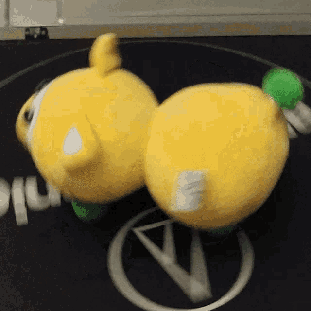 Peepy Lemon Peepy GIF - Peepy Lemon Peepy Peepy Spin GIFs