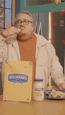 Hellmanns Hellmans GIF - Hellmanns Hellmans Helmans GIFs