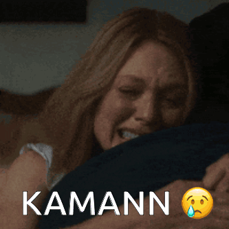 Kaman May December GIF - Kaman May December Julianne Moore GIFs