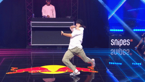 Spin Twirl GIF - Spin Twirl Dance Moves GIFs