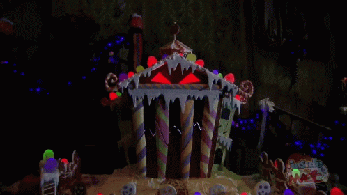 Haunted Mansion Holiday Gingerbread House GIF - Haunted Mansion Holiday Gingerbread House Scary Christmas GIFs