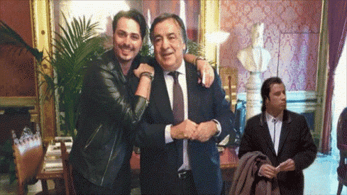 John Travolta Palermo GIF - John Travolta Palermo Confused GIFs