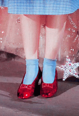 Wizard Of Oz Live GIF - Wizard Of Oz Red Slippers Dorothy GIFs