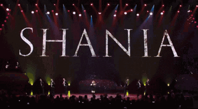 Shania Twain Shania Twain On Tour GIF - Shania Twain Shania Twain On Tour Music Producer Mutt Lange GIFs