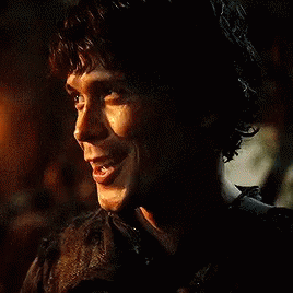 Bellamy Blake Smiling GIF - Bellamy Blake Smiling The100 GIFs