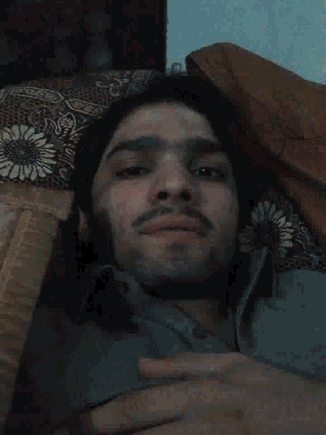 Selfie Thumbs Up GIF - Selfie Thumbs Up Wave GIFs