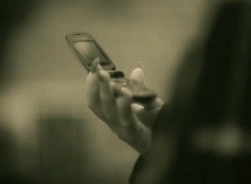 Bye Bitch Flip Phone GIF - Bye Bitch Flip Phone Long Nails GIFs
