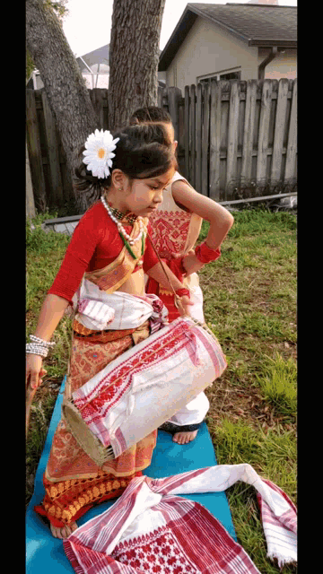 Assamese Bihu Girl Dhuliya GIF - Assamese Bihu Girl Dhuliya Girl Power GIFs