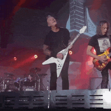 Metallica Fight Fire With Fire GIF - Metallica Fight Fire With Fire James Hetfield GIFs
