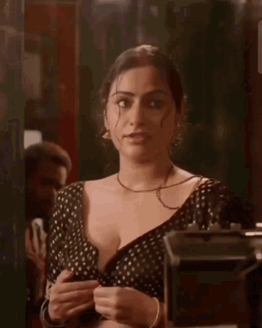 Sexy Kiss GIF
