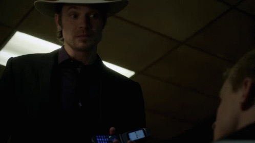 Justified Timothy Olyphant GIF