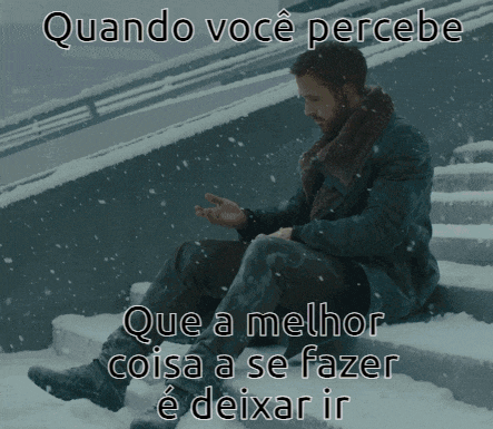 a man sits on a set of stairs in the snow with the words quando você percebe