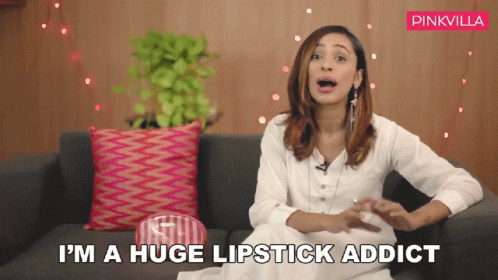 Im A Huge Lipstick Addict Hesha Chimah Pathak GIF - Im A Huge Lipstick Addict Hesha Chimah Pathak Pinkvilla GIFs