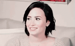Demi Lovato Flash GIF - Demi Lovato Flash Jump Scare GIFs