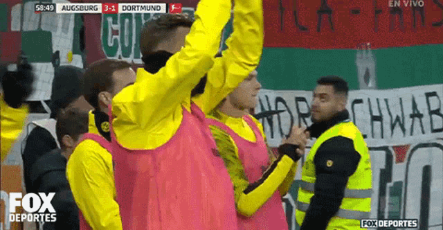 Applause Borussia Dortmund GIF - Applause Borussia Dortmund Dortmund GIFs