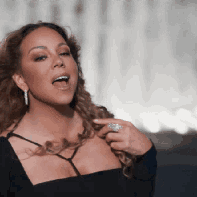 Mariah Carey GIF