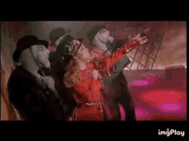 Bette Midler Oh Industry GIF - Bette Midler Oh Industry Beaches GIFs