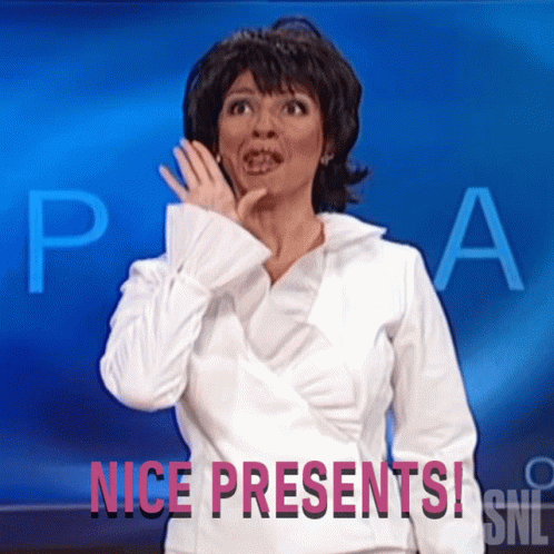 Nice Presents Maya Rudolph GIF - Nice Presents Maya Rudolph Oprah Winfrey GIFs