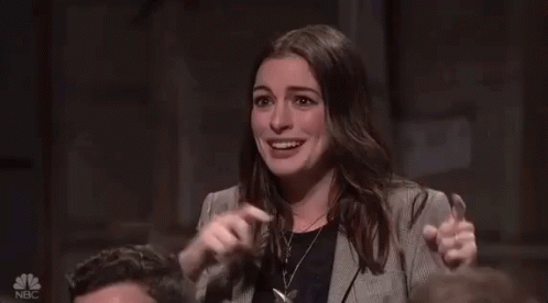 Anne Hathaway / Surpresa / Chocada /  Snl / Saturday Night Live / Uau GIF - Anne Hathaway Mind Blown Snl GIFs