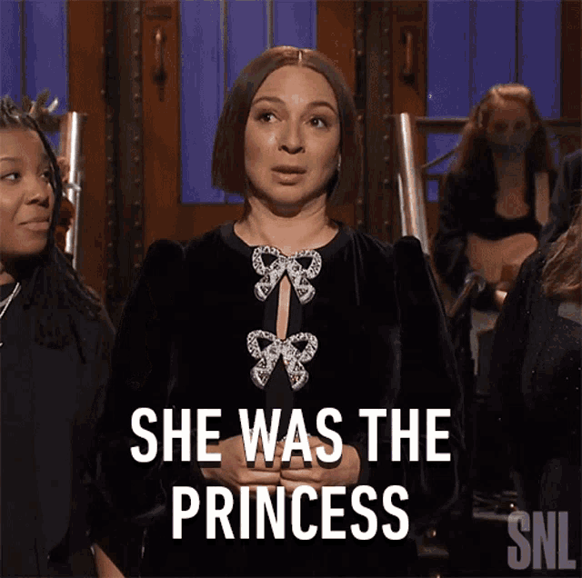 She Was The Princess Saturday Night Live GIF - She Was The Princess Saturday Night Live Shes The Princess GIFs