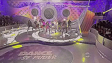Amanda Furtado Dancing GIF - Amanda Furtado Dancing Party Hard GIFs