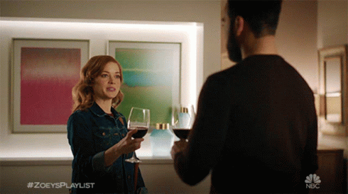 Cheers Jane Levy GIF - Cheers Jane Levy Zoey Clarke GIFs