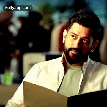 Call From Friend When I Am At Home.Gif GIF - Call From Friend When I Am At Home Dhoni Gif GIFs