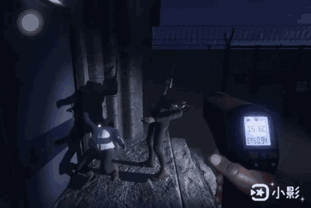 a screenshot of a video game with chinese writing on the top