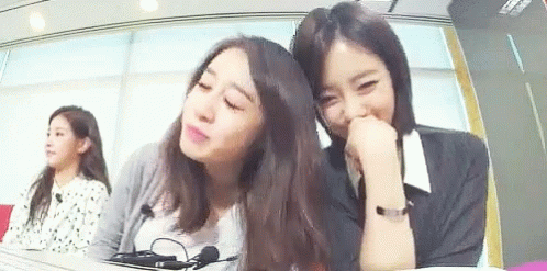 Eunyeon Laugh GIF - Eunyeon Laugh Cute GIFs