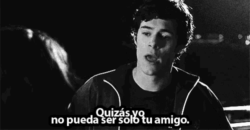 a black and white photo of a man with the words " quizas yo no pueda ser solo tu amigo "