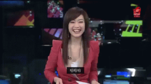 壹電視晚間新聞 蕭彤雯主播大笑 Tong2 Wen2 Xiao Laughed So Hard GIF - 笑爆laugh So Hard Chuckle Burst Laughing Out Loud GIFs