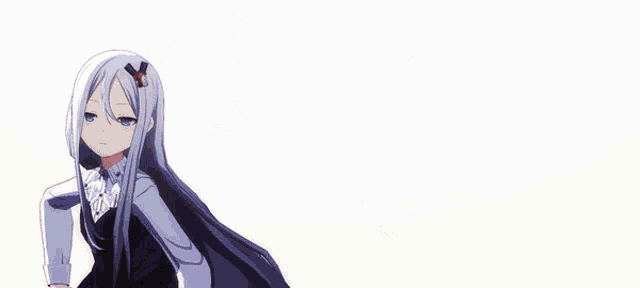 a girl with long white hair and a speech bubble with japanese writing