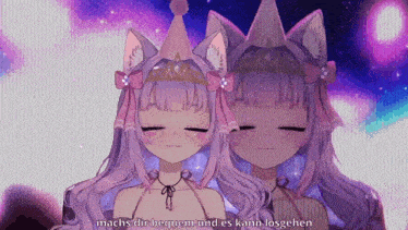a cartoon of a girl with purple hair and a crown on her head says machs dir bequem und es kann losgehen