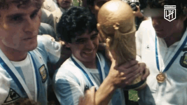 Campeon Diego Maradona GIF - Campeon Diego Maradona Liga Profesional De Fútbol De La Afa GIFs
