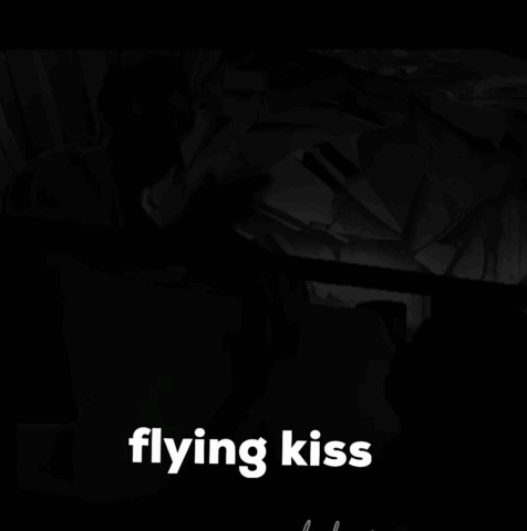 Flying Kiss Manisharani GIF - Flying Kiss Manisharani Elvisha GIFs