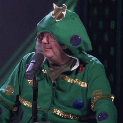 Gary Whitta Kinda Funny GIF - Gary Whitta Kinda Funny Christmas Tree GIFs