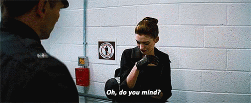 Anne Hathaway Do You Mind GIF - Anne Hathaway Do You Mind GIFs