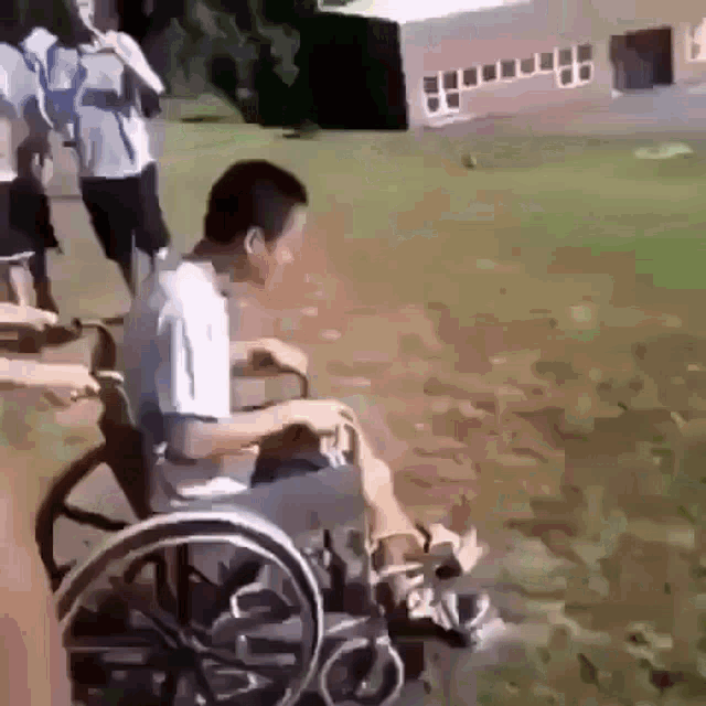 Wheelchair GIF - Wheelchair GIFs