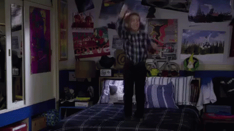 Max Jumps On Bed GIF - Fuller House Party Dance GIFs