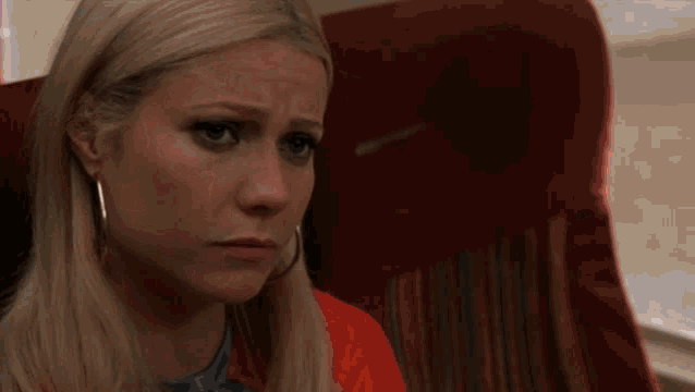 View From The Top Gwyneth Paltrow GIF - View From The Top Gwyneth Paltrow Rob Lowe GIFs