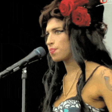 Amy Amy Winehouse GIF - Amy Amy Winehouse Amywinehouse GIFs