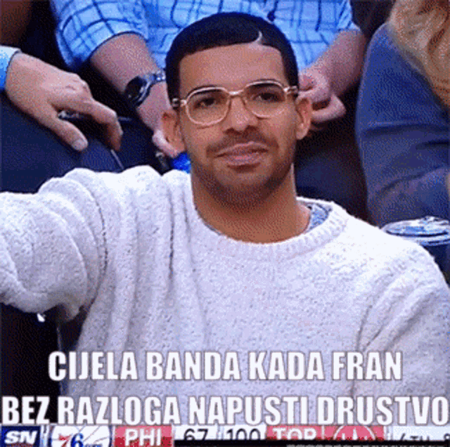 Drake Clapping GIF - Drake Clapping Applause GIFs