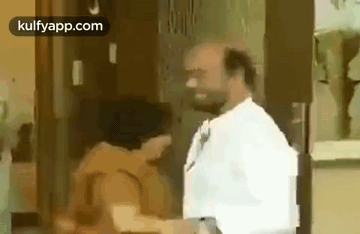 Superstar Rajinikanth Returned Back To Chennai After Completing Shoot For Annaatthe At Hyderabad..Gif GIF - Superstar Rajinikanth Returned Back To Chennai After Completing Shoot For Annaatthe At Hyderabad. Rajinikanth Annaatthe GIFs