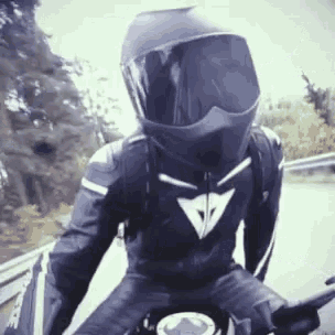 Motorist Fuck You GIF - Motorist Fuck You Motorcycle GIFs