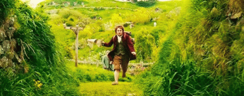 Bilbo Running GIF - Bilbo Running Im Free GIFs