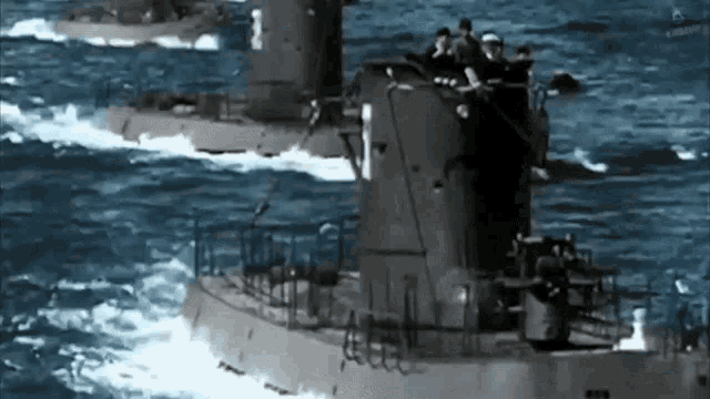 Submarine Naval GIF - Submarine Naval Turning GIFs