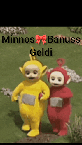 a picture of two cartoon characters with the words minnos banuss geldi